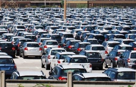 Immatricolazioni auto in Italia: ulteriore calo 21,4 percento